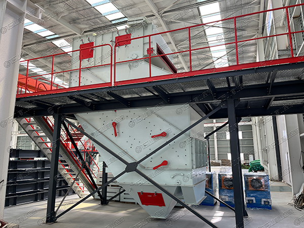 高頻篩，細(xì)物料篩分專家，效率高還不堵孔