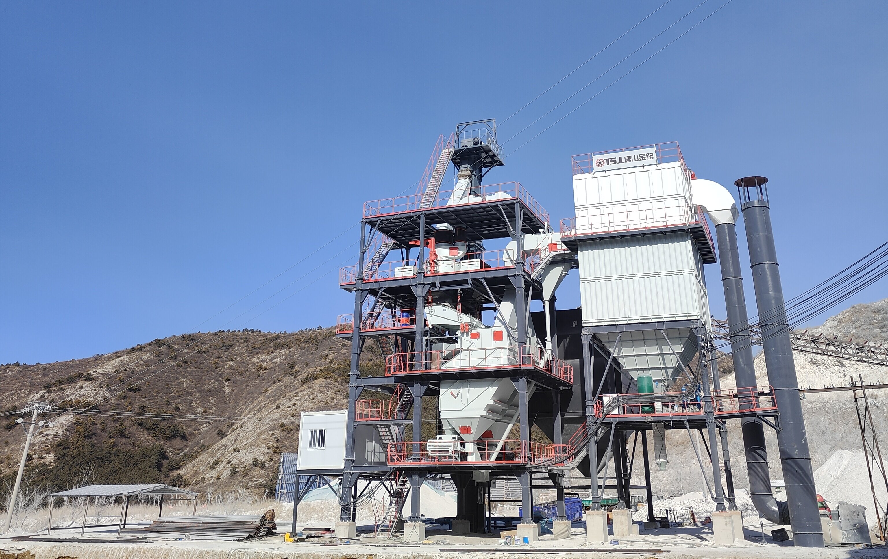 告別粉塵噪音！制砂樓如何改寫砂石行業(yè)環(huán)保格局？